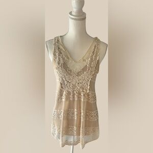 Romeo & Juliet Couture Beige Lace Top
